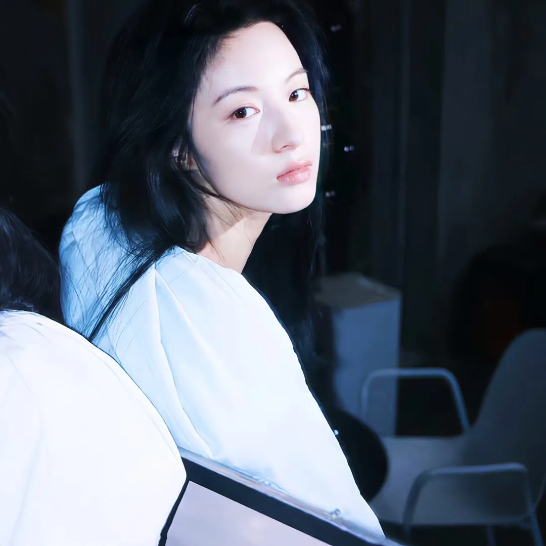白色月光之后电视剧海报